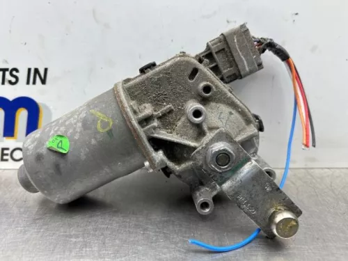 Ruitenwissermotor voor-8360069