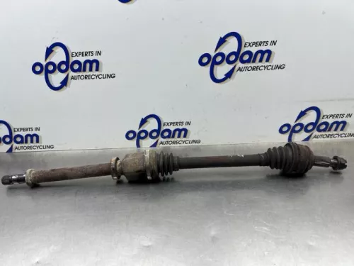 Aandrijfas rechts-voor-8368967