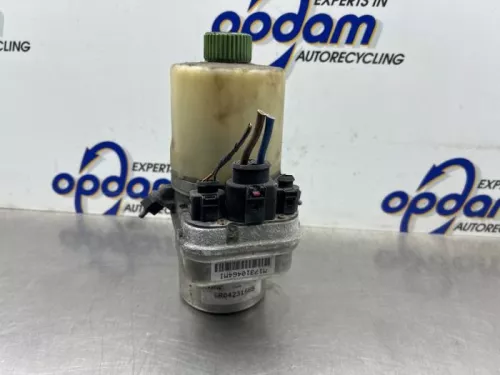 Stuurbekrachtiging Pomp-8358091