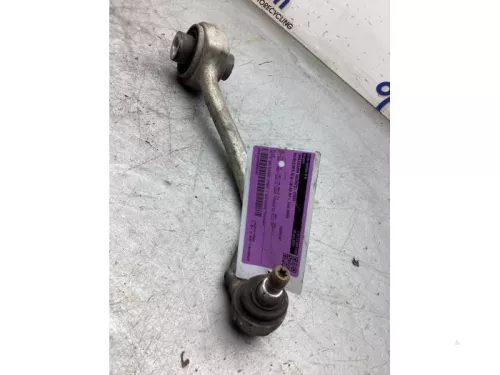 Draagarm rechts-voor-8252685