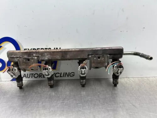 Injector (benzine injectie)-8367613