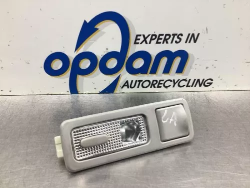 Binnenverlichting achter-8048634