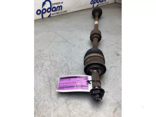 Aandrijfas rechts-voor-8330366