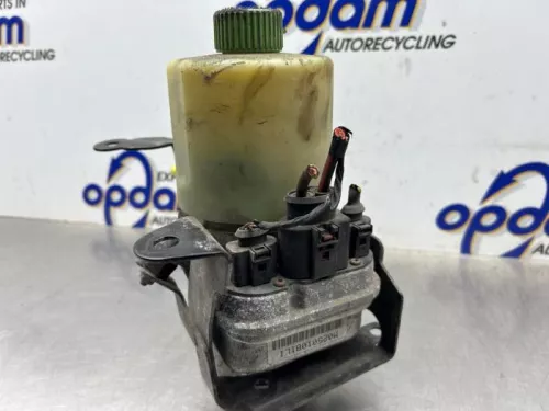 Stuurbekrachtiging Pomp-8364519