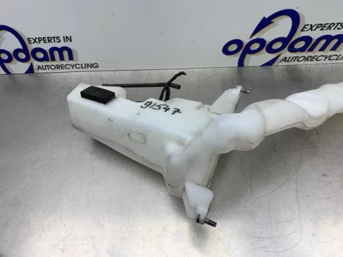 Ruitensproeiertank voor-8221393