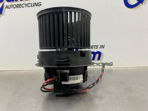 Kachel Ventilatiemotor-8341276