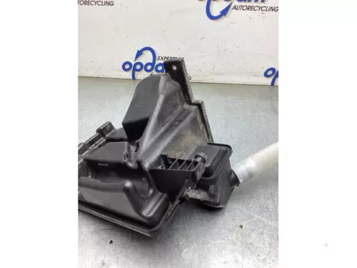 Ruitensproeiertank voor-8251817