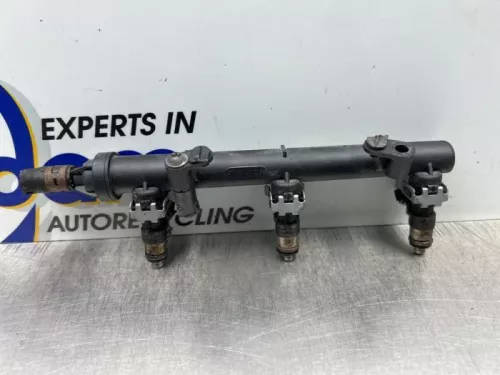 Injector (benzine injectie)-8363993