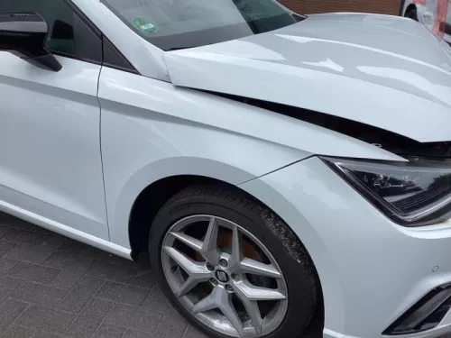 Scherm rechts-voor-8372333