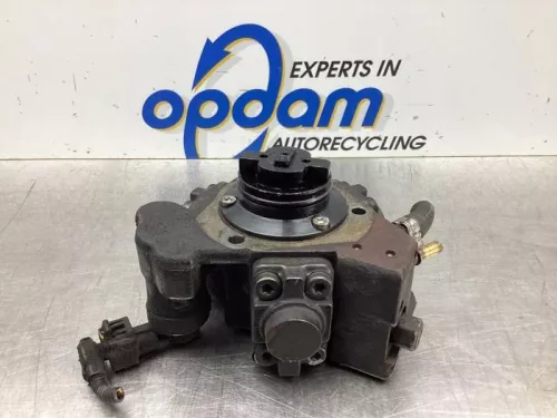 Brandstofpomp Mechanisch-8046853