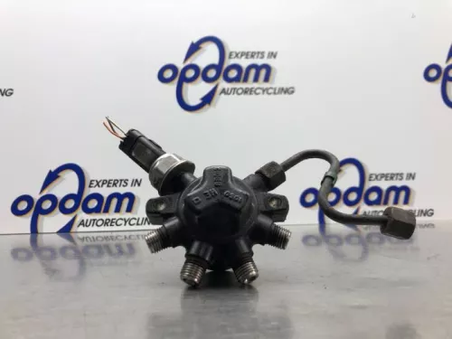 Brandstofverdeler-8141710