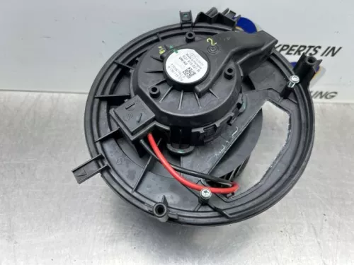 Kachel Ventilatiemotor-8355999