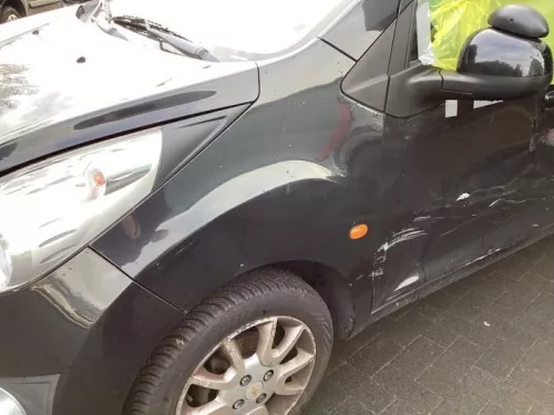 Scherm links-voor-8402608