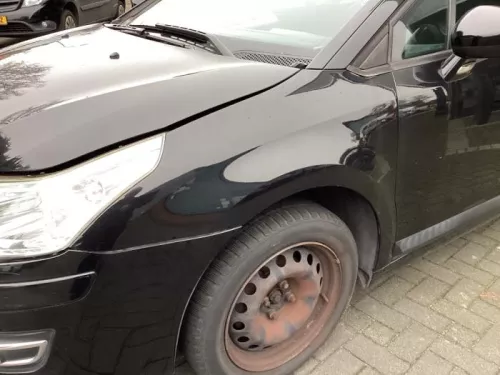 Scherm links-voor-8397348