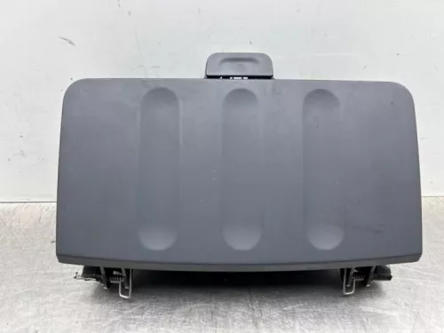 Dashboardkastje-8421180