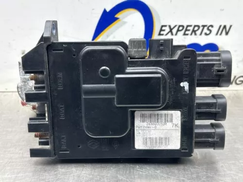 Spanningsregelaar-8224286