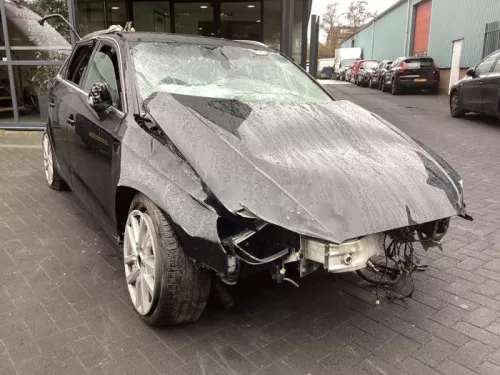 Fusee rechts-voor-8435776