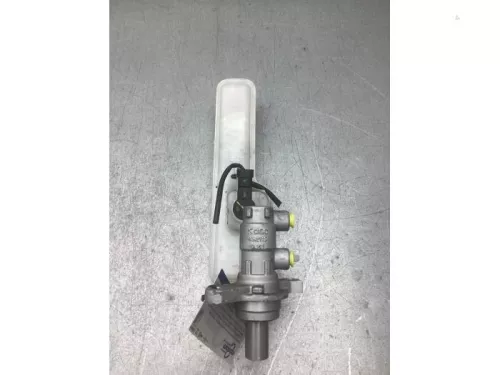 Hoofdremcilinder-8325925