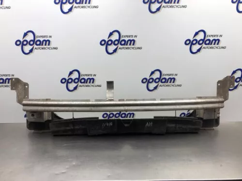 Bumperframe achter-8211680