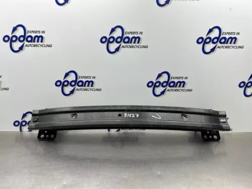 Bumperframe voor-8228325