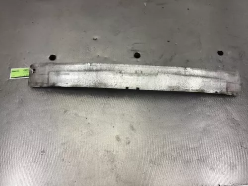 Bumperframe voor-8201247