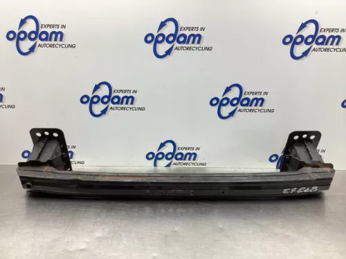 Bumperframe voor-7992977