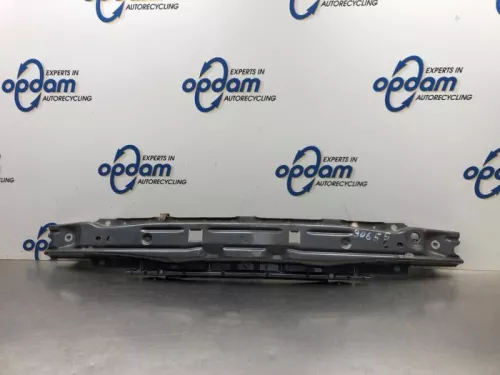 Bumperframe voor-8171703