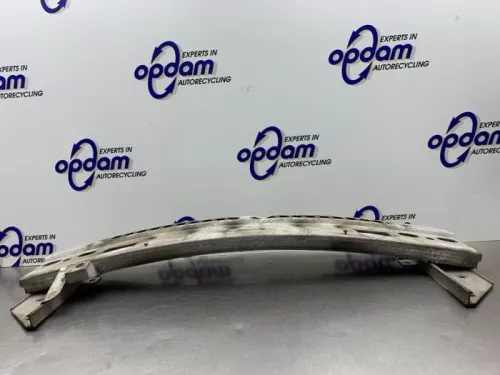 Bumperframe voor-8297811