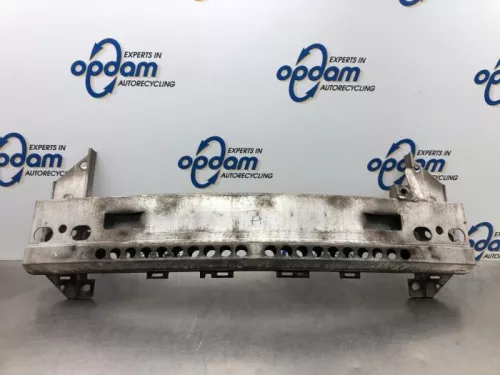 Bumperframe voor-7742190