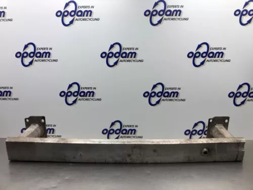 Bumperframe voor-8207507