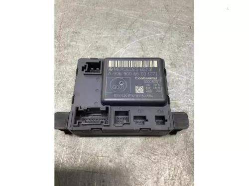 Centrale Deurvergrendelings Module-8114858