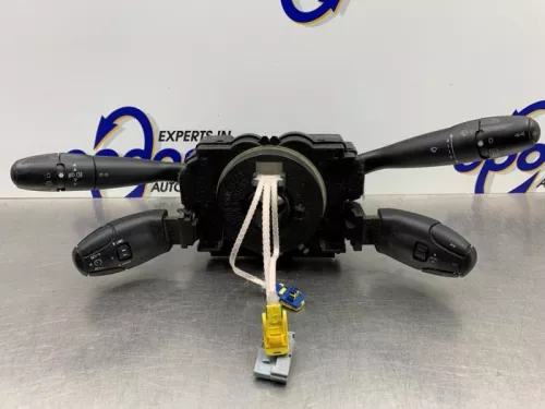 Combischakelaar Stuurkolom-8249564