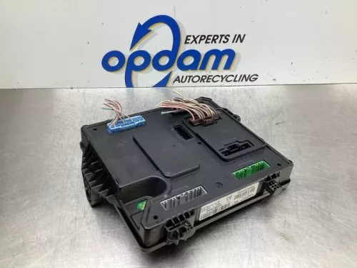 Computer Body Control-5597897