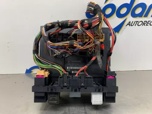 Computer Body Control-8258150