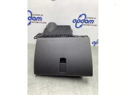 Dashboardkastje-8050375