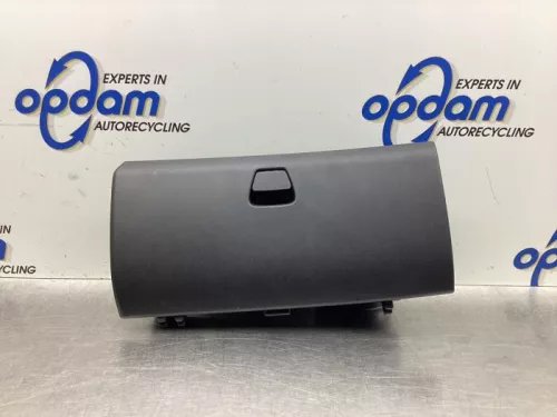 Dashboardkastje-8031254