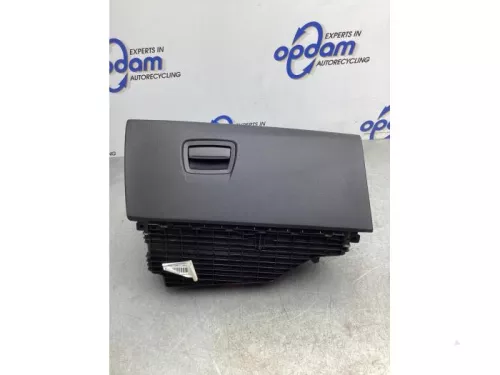 Dashboardkastje-7933538