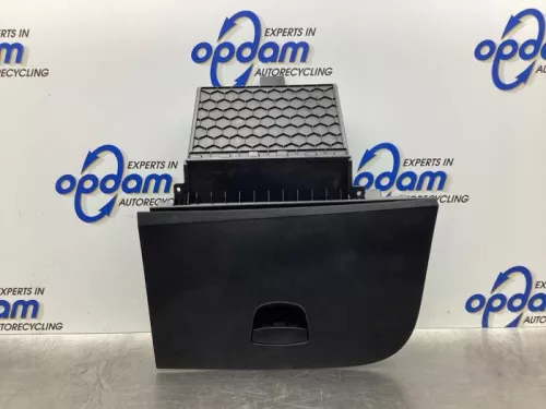 Dashboardkastje-7938209