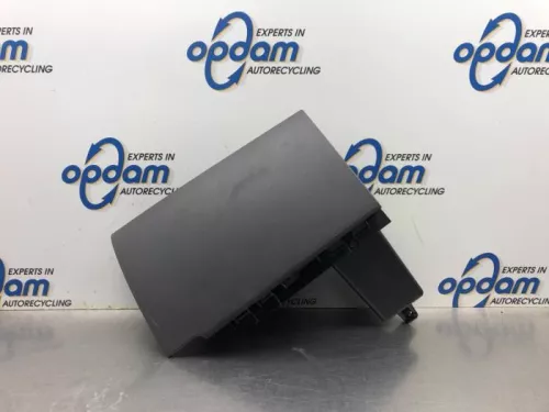 Dashboardkastje-8151122