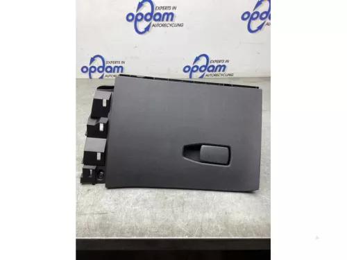 Dashboardkastje-8144350