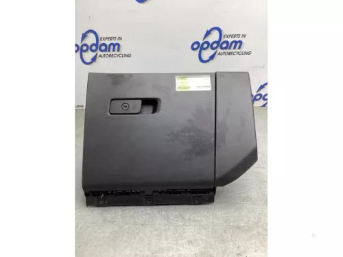 Dashboardkastje-8202418