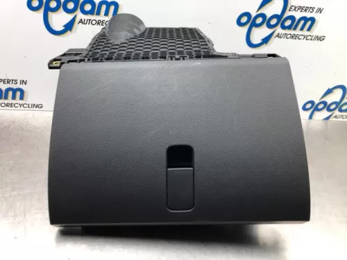 Dashboardkastje-7616367