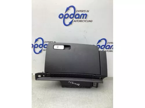 Dashboardkastje-8106954