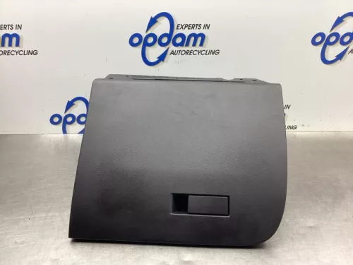 Dashboardkastje-7613982