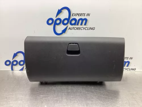 Dashboardkastje-7615737