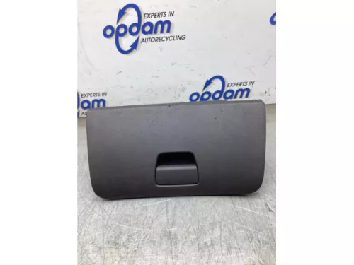 Dashboardkastje-8133371