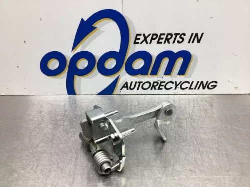 Deurvanger 2Deurs links-