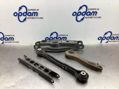 Draagarm links-achter-7741024