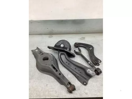 Draagarm links-achter-8175775