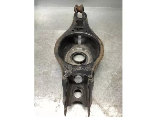 Draagarm onder links-achter-7975380